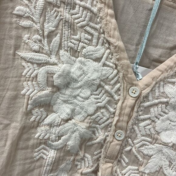NWT Kyla Seo Pia Women's Cream Embroidered Blouse in Petal Pink Small - Picture 3 of 10